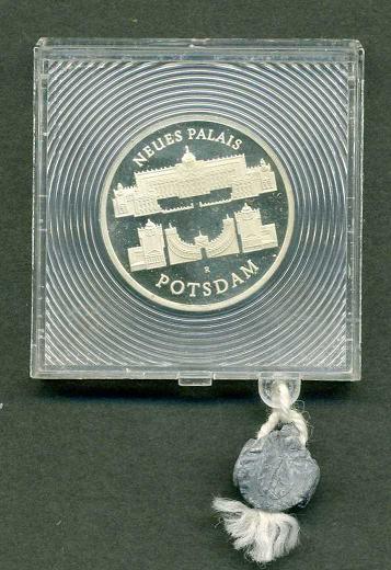 DDR-Neues Palais  5 Mark 1986 Polierte Platte 