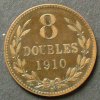 Guernsey 8 Doubles S.8.3 / Bro / Leopardenschild mit Dreiblatt besetzt zwischen Lorbeerzweigen