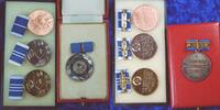 DDR/ FDJ-Lot DDR FDJ Silber, Gold, Bronze, Jugendkoll DDR FDJ Silber, Gold, Bronze, Jugendkollektiv mit Schatulle jew. an Spange, st