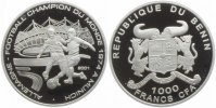 Benin 1000 Francs Fussball WM 1974 in Deutschland - Spieler vor Olympiastadion