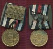 Preußen Medaille mit 4 Kampfspangen Preußen Tragbare Medaille Kriegserinnerung 1870-1871 "Dem Siegreichen Heere"