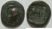 Phrygien AE 11 mm Av: Behelmter Kopf rechts. Rs.: Buckelstier rechts in vertieftem Quadrat