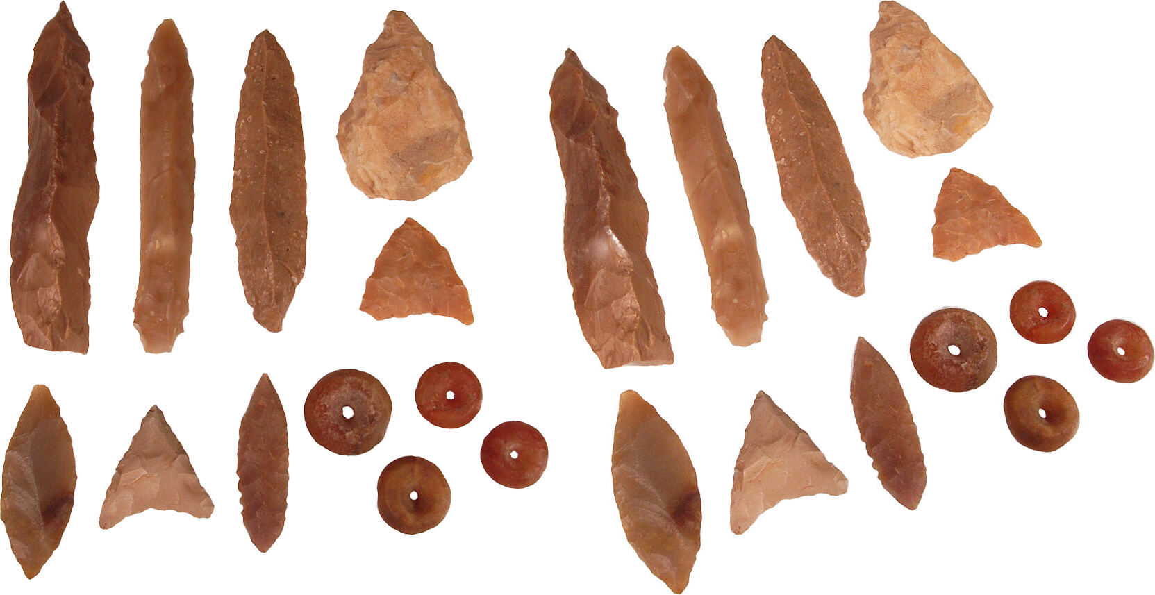 stone-age-tools-and-arrowheads-beads-from-the-sahara-neolithic