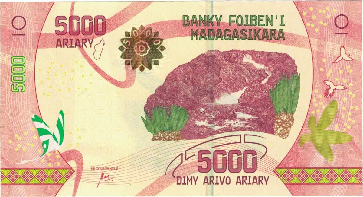 Madagascar 5000 Ariary 2017 Banknote UNC 65 70 MA Shops madagascar-5000-ariary-2017-banknote-unc-65-70-ma-shops