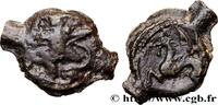 FRANCE Bronze au loup et au pégase à gauche, à la croix b BITURIGES CUBI, UNSPECIFIED Levroux Ier siècle avant J.-C. (21mm, 4,07g, 2h) -