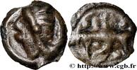 Potin au taureau et au lis, classe Ia Ier siècle avant J.-C. FRANKREICH GALLIEN - ALTEN UND MITTLERES SEINE  Ier siècle avant J.-C. (18mm, 2,91g,...