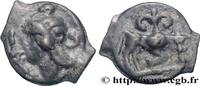 Potin au taureau et au lis, classe Ia Ier siècle avant J.-C. FRANKREICH GALLIEN - ALTEN UND MITTLERES SEINE  Ier siècle avant J.-C. (20mm, 3,41g,...