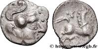 Denier ou quinaire à la tête casquée c. 80-50 AC. FRANKREICH GALLIEN - CARNUTES (Region die Beauce) Chartres (28) c. 80-50 AC. (11,5mm, 0,86g, 3h...