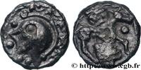 FRANCE Potin au cheval et aux deux têtes coupées HIGH AND MIDDLE SEINE Ier siècle avant J.-C. (17mm, 3,12g, 3h) -