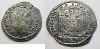 Rom Ae-26 (Follis) Ae-26 (Follis) von Maxentius, geprägt in Aquileia Rs. Roma mit Kaiser im Tempel -