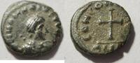 Rom Ae-10 (Kleinbronze) Ae-10 von Theodosius II. geprägt in Alexandria Rs. Kreuz -