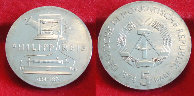 1974 5. Юбилейная монета Маркс. GDR 5 Mark 1974.