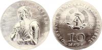10 Mark Hutten