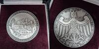  1950  Medaille 1950 900 Jahre Nürnberg - Ansicht der zerstörten Stadt prägefrisch
