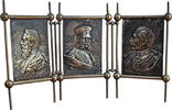 Kaiserreich Patriotika Dreiteiliger Metallrahmen mit 3 einseitigen Plaketten (Lauer) 3-Kaiserjahr -