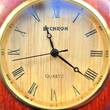 Japan, HERREN Taschenuhr, unbek. Herstellungsjahr, originelle HERREN TASCHENUHR aus Holz, Quartz, gute Funktion, neue Batterie, altersentsprechende Gebrauchsspuren, siehe Fotos