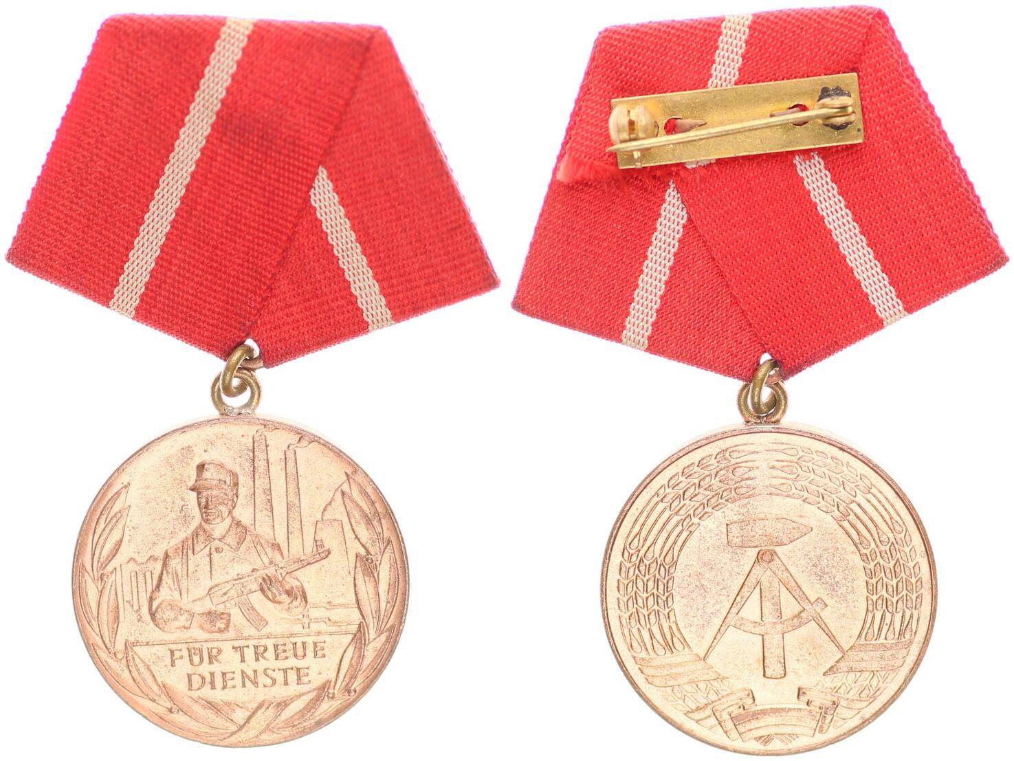 DDR Kampfgruppen Medaille f Treue Dienste Si 15 Jahre 