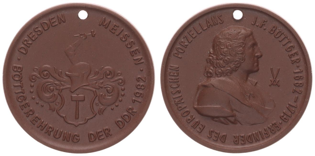 Deutschland Meissen Porzellan Medaille Böttger Ehrung der DDR 1982 CH