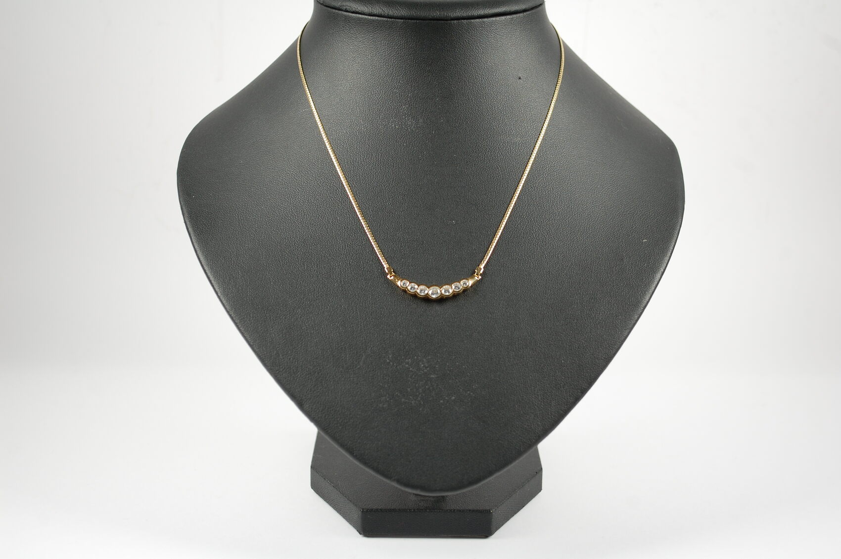 kette-mit-zirkonen-375-gold-4-24g-40-5cm-lang-ma-shops