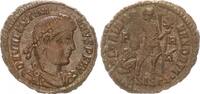 Antike / Römische Kaiserzeit /Valentinianus I AE 3 Valentinianus I AE 3 Kaiser n.r. gehend, einen Gef. hinter sich GLORIA ROMANORVM -