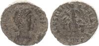 Antike / Römische Kaiserzeit AE 4 Theodosius I AE 4, Victoria n.l. gehend, SALVS REI PVBLICAE -