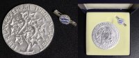 Bayern Medaille + Anstecknadel Kuratorium der Bayerischen Arbeitgeberschaft - Für 25 Jahre treue Mitarbeit -