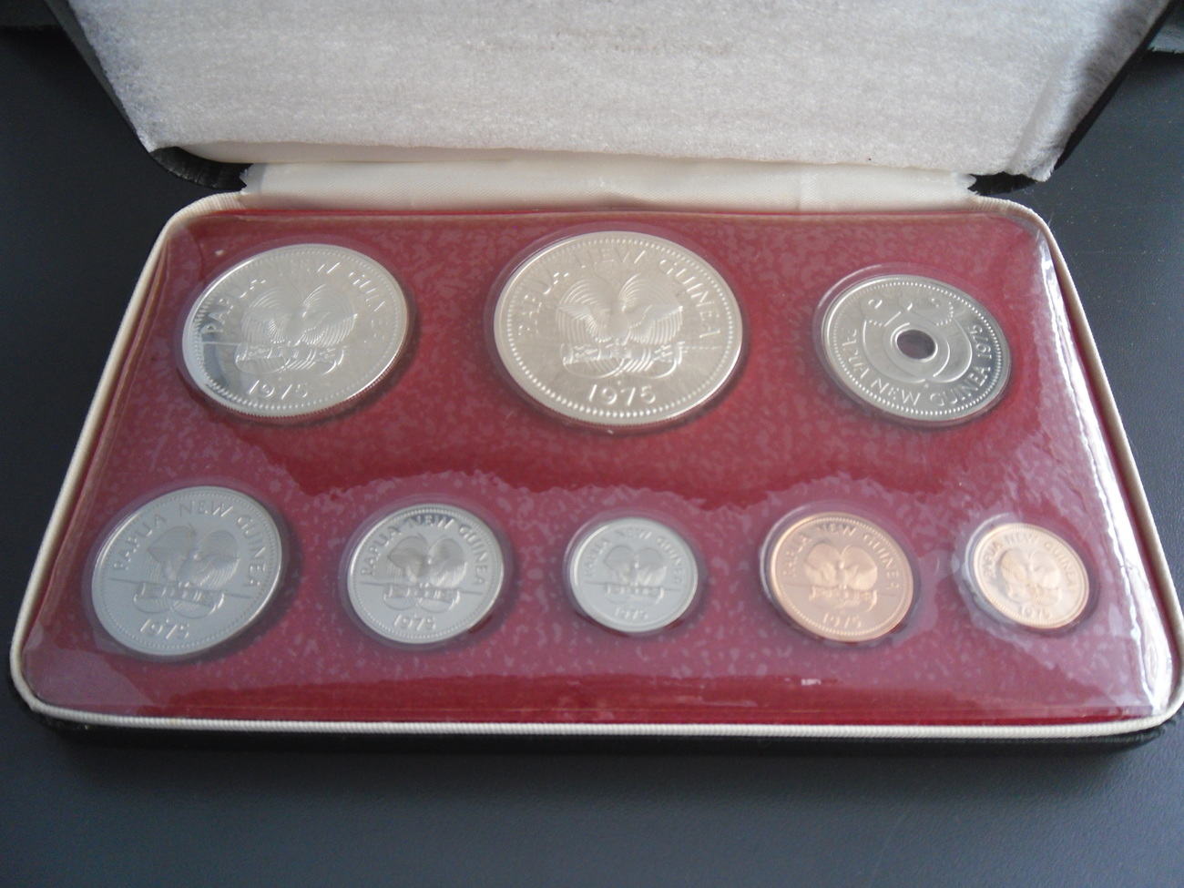 Papua - Neuguinea 16,38 Kina papua new guinea, official coin set 1975
