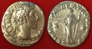 Römische Kaiserzeit - Commodus Denar AR-Denar des Commodus, Rv.: Liberalitas, LIB AVG PM TRP XVII COS VII PP -
