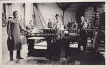 Deutsches Reich Handwerk / Fotokarte / Schreinerei / Meister, Gesellen und Lehrlinge in der... -