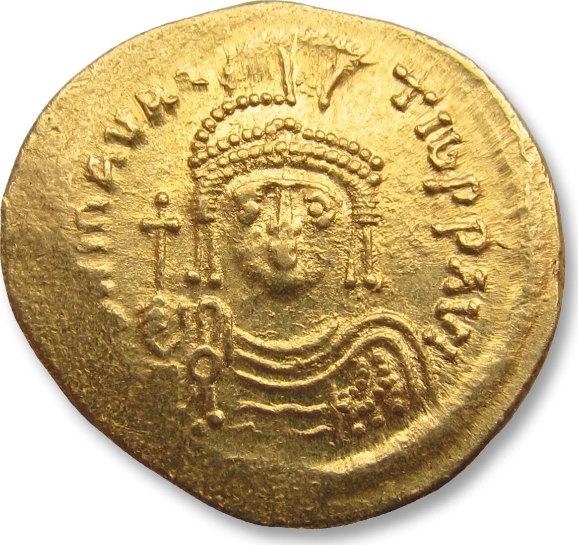BYZANTINE EMPIRE AV gold solidus 582-602 A.D. Maurice Tiberius