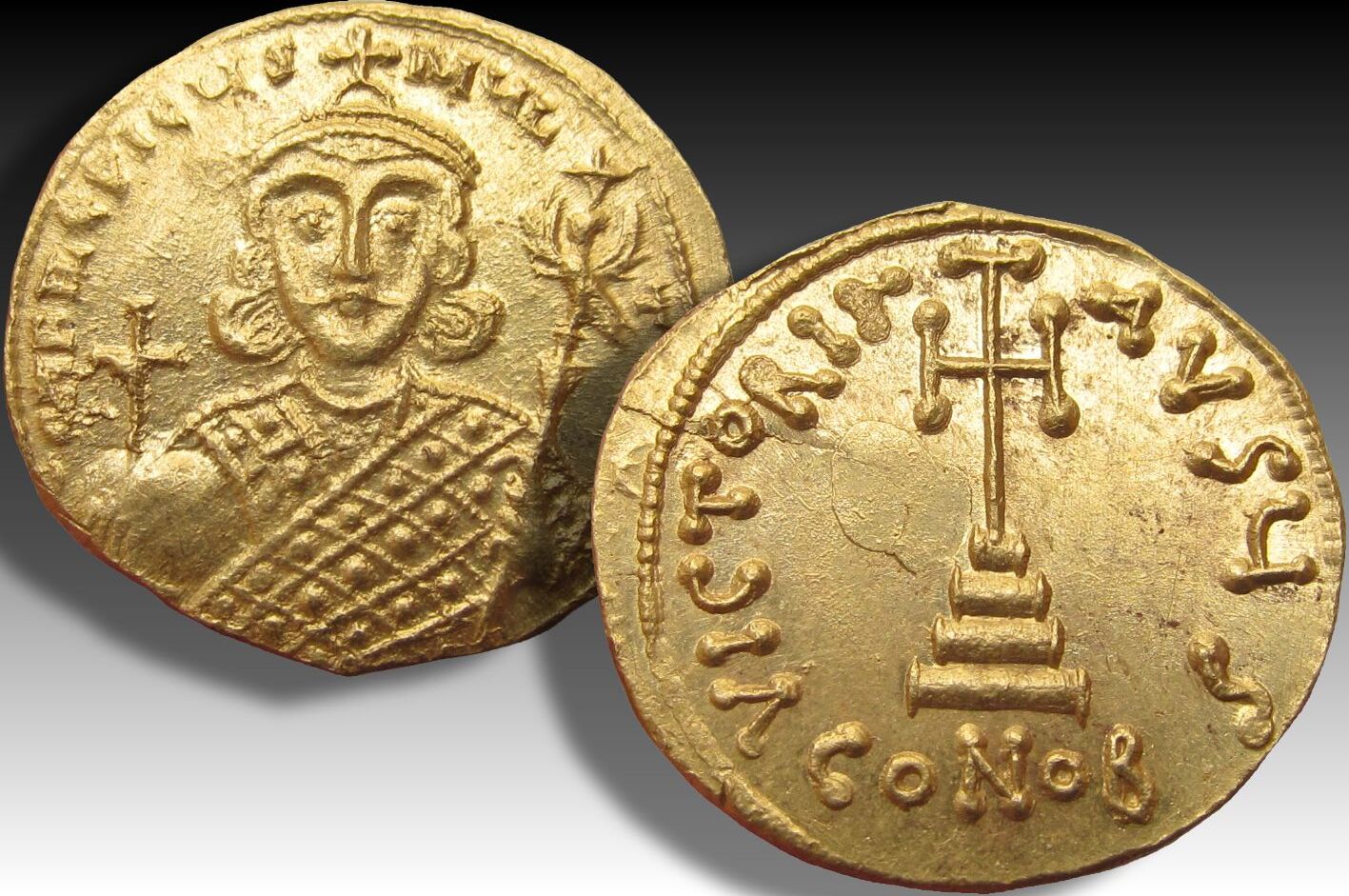 BYZANTINE EMPIRE AV gold solidus 711-713 A.D. Philippicus