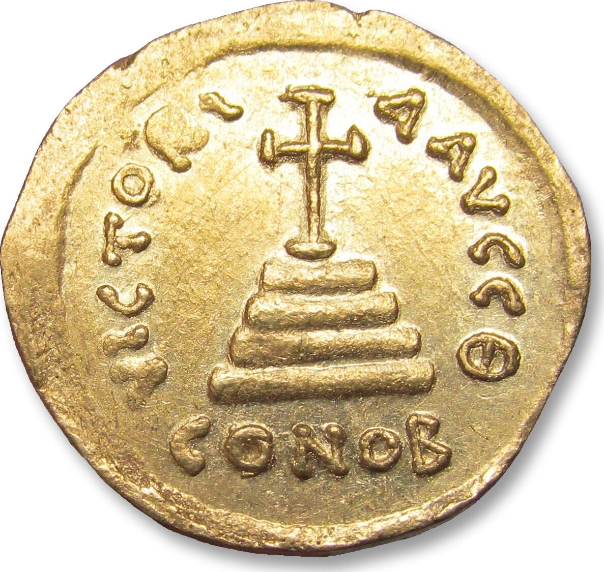 BYZANTINE EMPIRE AV gold solidus 579-582 A.D. Tiberius II