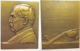 Frankreich Plakette Bronze Bourget Paul (1852-1935), französischer Schriftsteller, Büste nach links / Mehrzeiler über Schreibutensilien, v. Paul Rou -