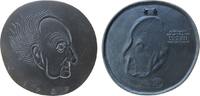 Münchner Medailleure Medaille 1957 Eisen Hauptmann Gerhart (1862-1946), Schriftsteller und Dramatiker, Kopf nach re vz