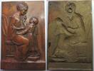 Goethe Plakette Bronzeguß Frau Rath Goethe - auf den 100 Todestag seiner Mutter, Goethe als Kind vor seiner Mutter / Aufhängevorrichtung, v. J. -