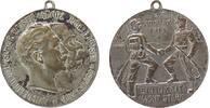 erster Weltkrieg tragbare Medaille Bronze versilbert Wilhelm II und Franz Josef I von Österreich, Einigkeit macht stark, die Büsten beider nach rechts / zwei Solda -