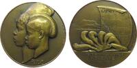 Guinea Medaille Bronze Kolenté - auf den Bananenanbau, zwei Büsten von Eingebohrenenfrauen aus Peulhs nach links / Banane vor Karte von Guinea - -