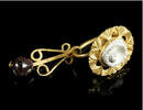 Gold-Ohrring mit Kamee r&ouml;misch, ~1.-3. Jh. Fein gearbeitet. Mit Granat/A... 681.28 US$  +  56.58 US$ shipping