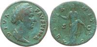 Römische Kaiserzeit Sesterz Faustina I, Diva, Vesta stehend, hält Patera und langes Zepter (Speer) -