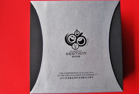 China 300 Yuan 2005 FIFA World Cup 2006 Germany 1 Kilogramm silver ...