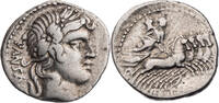 Römische Republik Denar C. Vibius Pansa, Kopf des Apollon / Minerva mit Tropaeum in Quadriga -