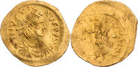 Byzanz Iustinus II., Büste / Victoria mit Kreuzglobus und Lorbeerkranz Tremissis 565-567 beschnitten, ss