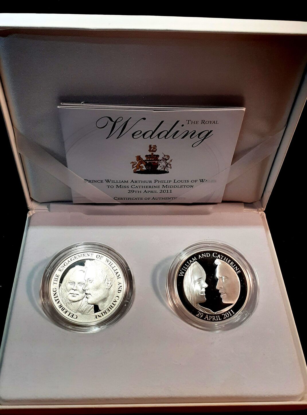 Großbritannien + Alderney 2x 5 Pound 2011 Hochzeit Prince William ...