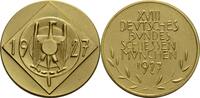 Goldmedaille 1927 München geprägt bei Poellath, auf das XVIII. deutsche Bundesschießen vz, winz. Randfehler, mattiert, sehr selten