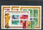 Antigua Antigua 513-515, Klb., Block 32 postfrisch Fußball MiNr. 513-515, Klb., Block 32 postfrisch Fußball -