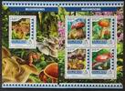 Salomon Inseln Salomon Inseln 4125-4128 und Block 577 postfrisch Kleinbogen / Pilz MiNr. 4125-4128 und Block 577 postfrisch Kleinbogen / Pilz -