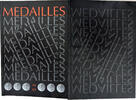  1999 1999. Medailles Licht gebruikt 17.36 US$  +  52.08 US$ shipping