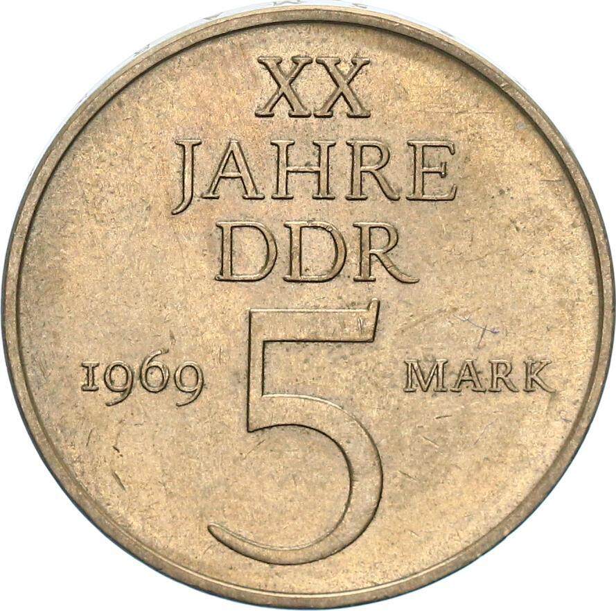 5 гдр 1. 10 Jahre DDR значок. Мар\ки 30 Jahre DDR. 10 Jahre DDR luterdurg жетон.