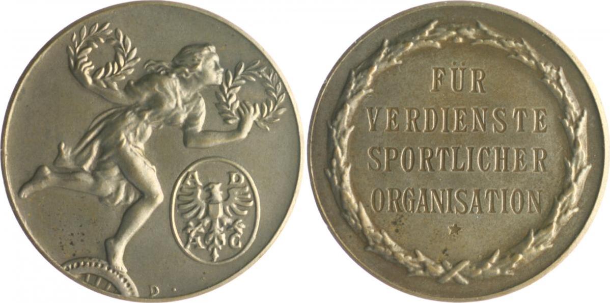 Medaille, versilbert o.J. Verdienstmedaille des ADAC, gepr. 1903 - für  sportliche Organisation AU, mattierte Patina