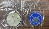 USA Eisenhower Dollar Set mit blauem Token -